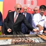 Mansur Yavaş, Ferdi Zeyrek’in cenaze törenine katıldı: “Halkın evladını uğurladık” – Birlik Haber Ajansı