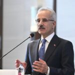 Bakan Bak, Suudi Arabistan’da millî sporcularla bir araya geldi – Birlik Haber Ajansı