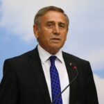 Beşikdüzü Farabi MTAL 30. mezunlarından 37 öğrenci kep fırlattı – Birlik Haber Ajansı