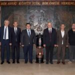 Serik’te motosiklet kazası: Genç sürücü ağır yaralı – Birlik Haber Ajansı