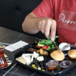 Tarihi eser kaçakçılığı operasyonu: Kars’ta Bizans dönemine ait kitap ele geçirildi – Birlik Haber Ajansı