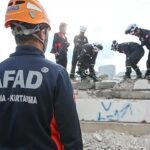 İstanbul Şişli’de kız öğrenci yurduna vinç devrildi – Birlik Haber Ajansı