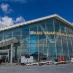 Antalya'da kazayı seyrederken kaza yaptılar